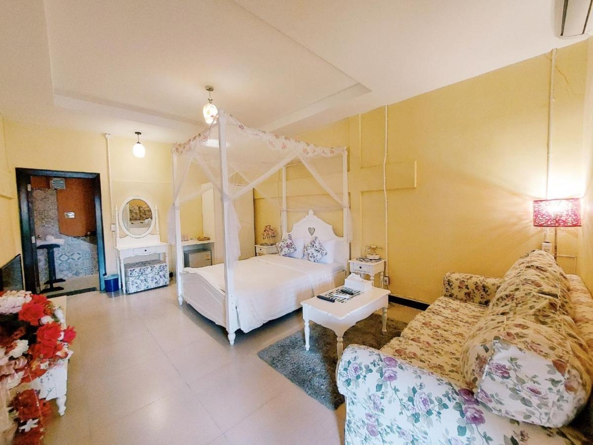 Retro Box Hotel Chumphon Zewnętrze zdjęcie