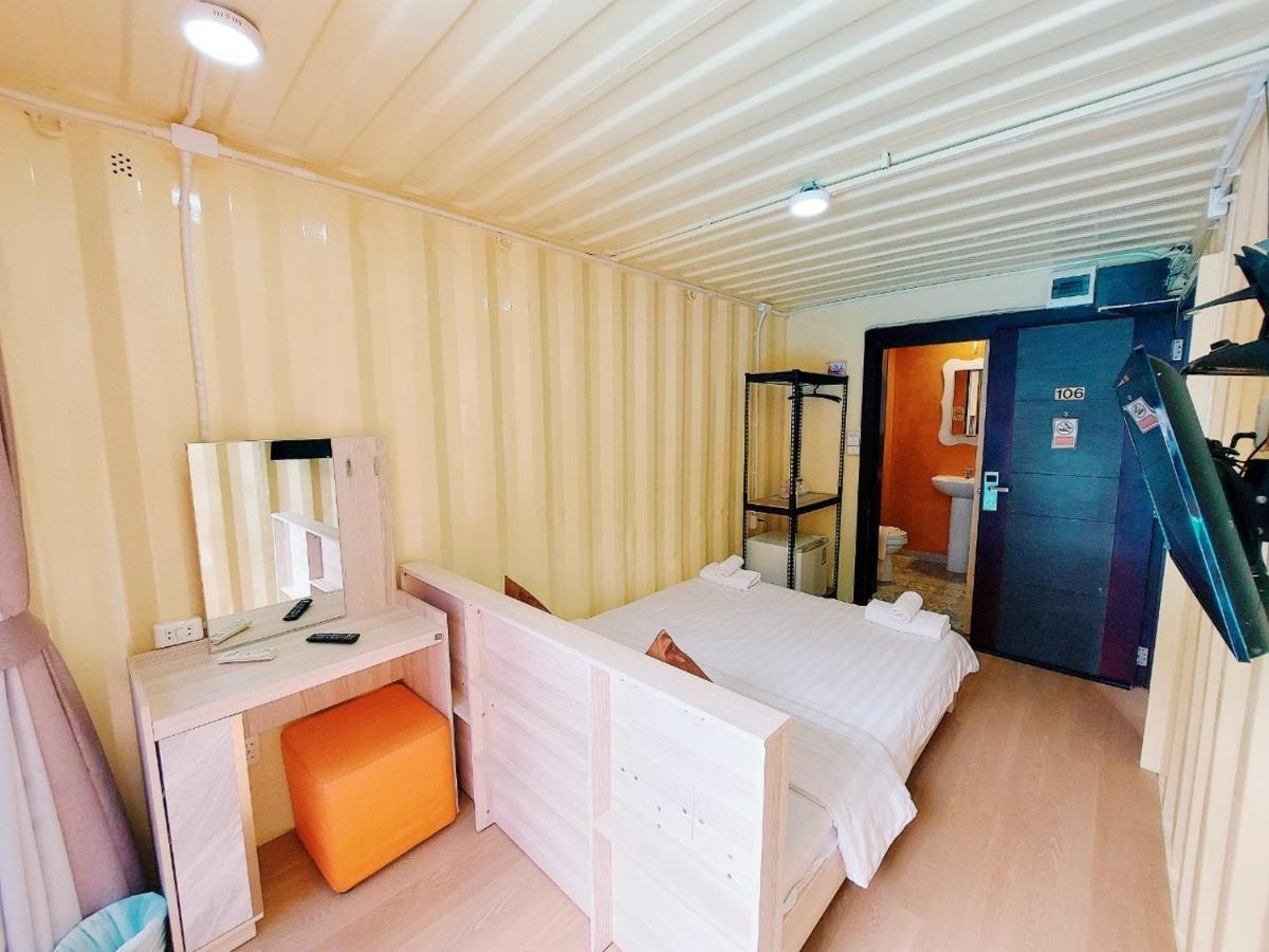 Retro Box Hotel Chumphon Zewnętrze zdjęcie