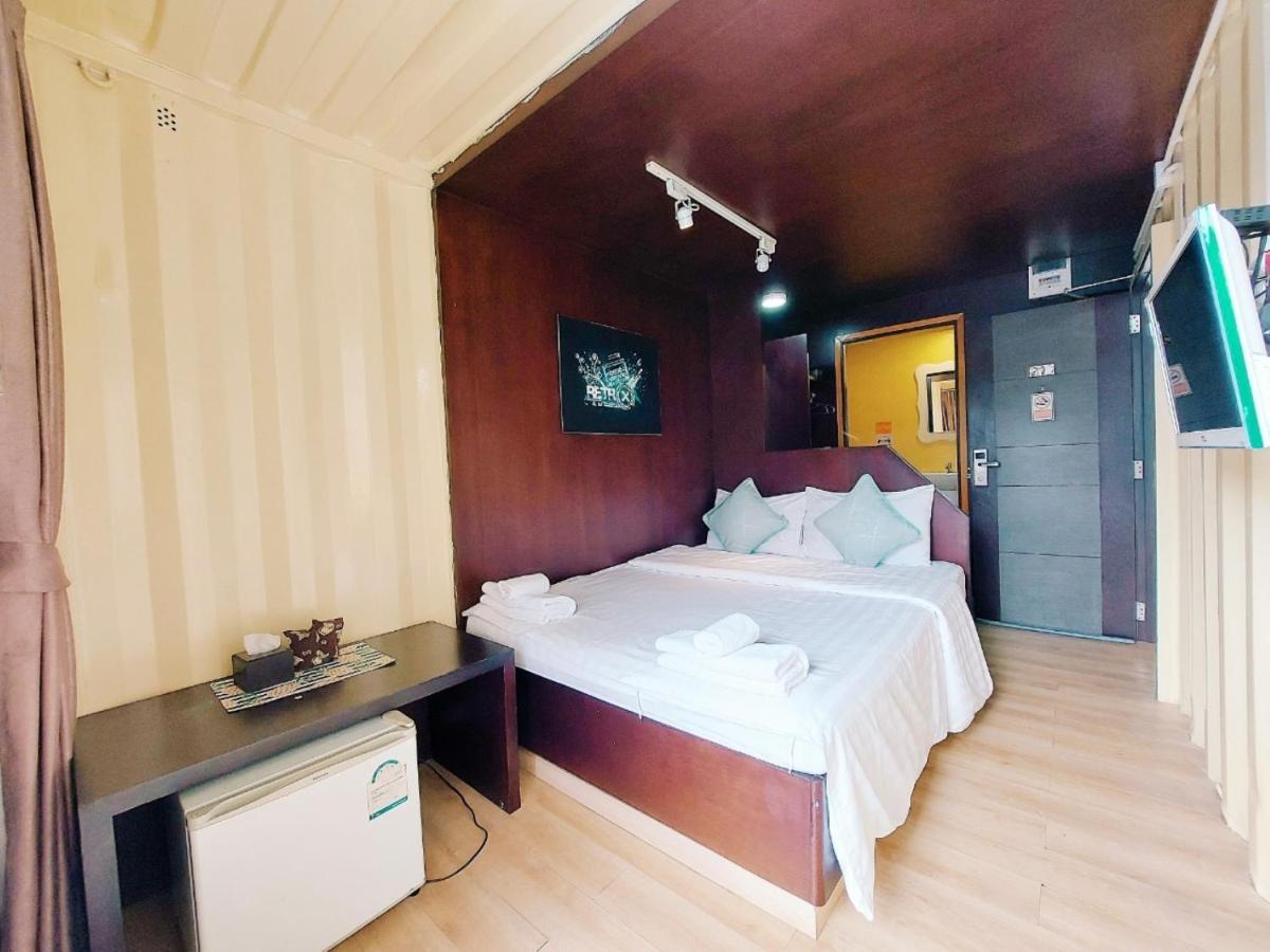 Retro Box Hotel Chumphon Zewnętrze zdjęcie