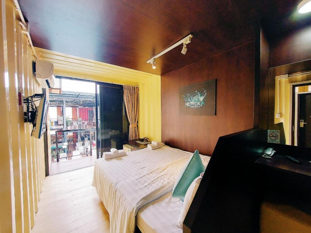 Retro Box Hotel Chumphon Zewnętrze zdjęcie