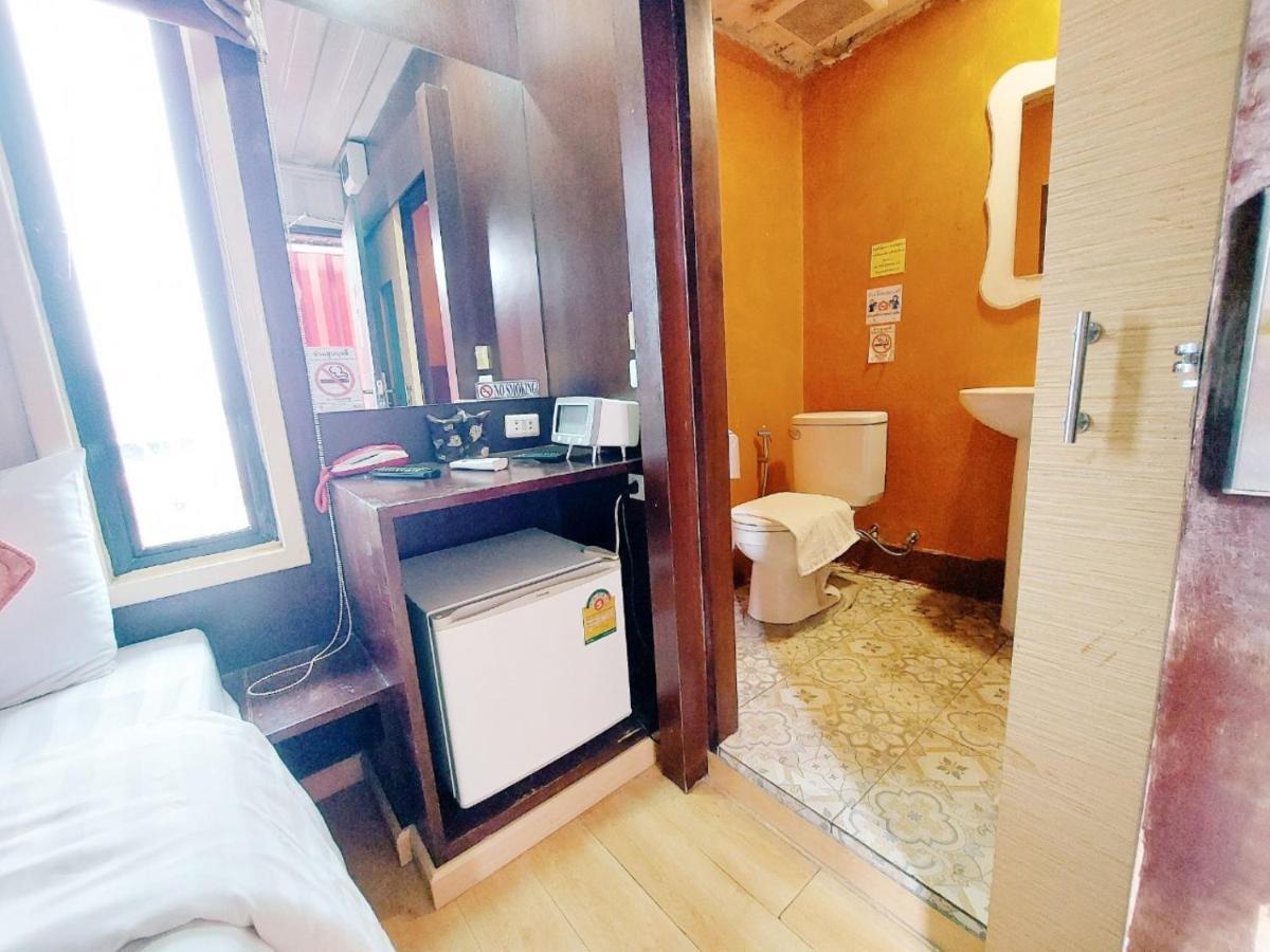 Retro Box Hotel Chumphon Zewnętrze zdjęcie