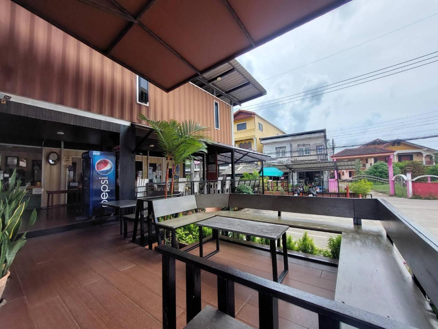 Retro Box Hotel Chumphon Zewnętrze zdjęcie
