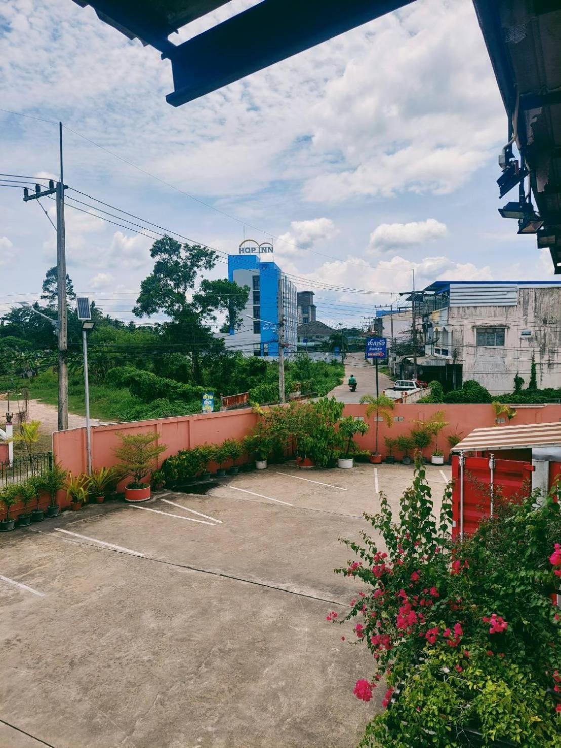 Retro Box Hotel Chumphon Zewnętrze zdjęcie