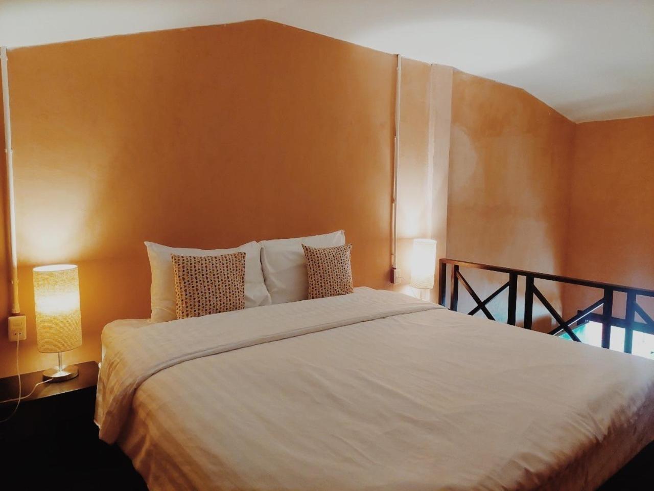 Retro Box Hotel Chumphon Zewnętrze zdjęcie