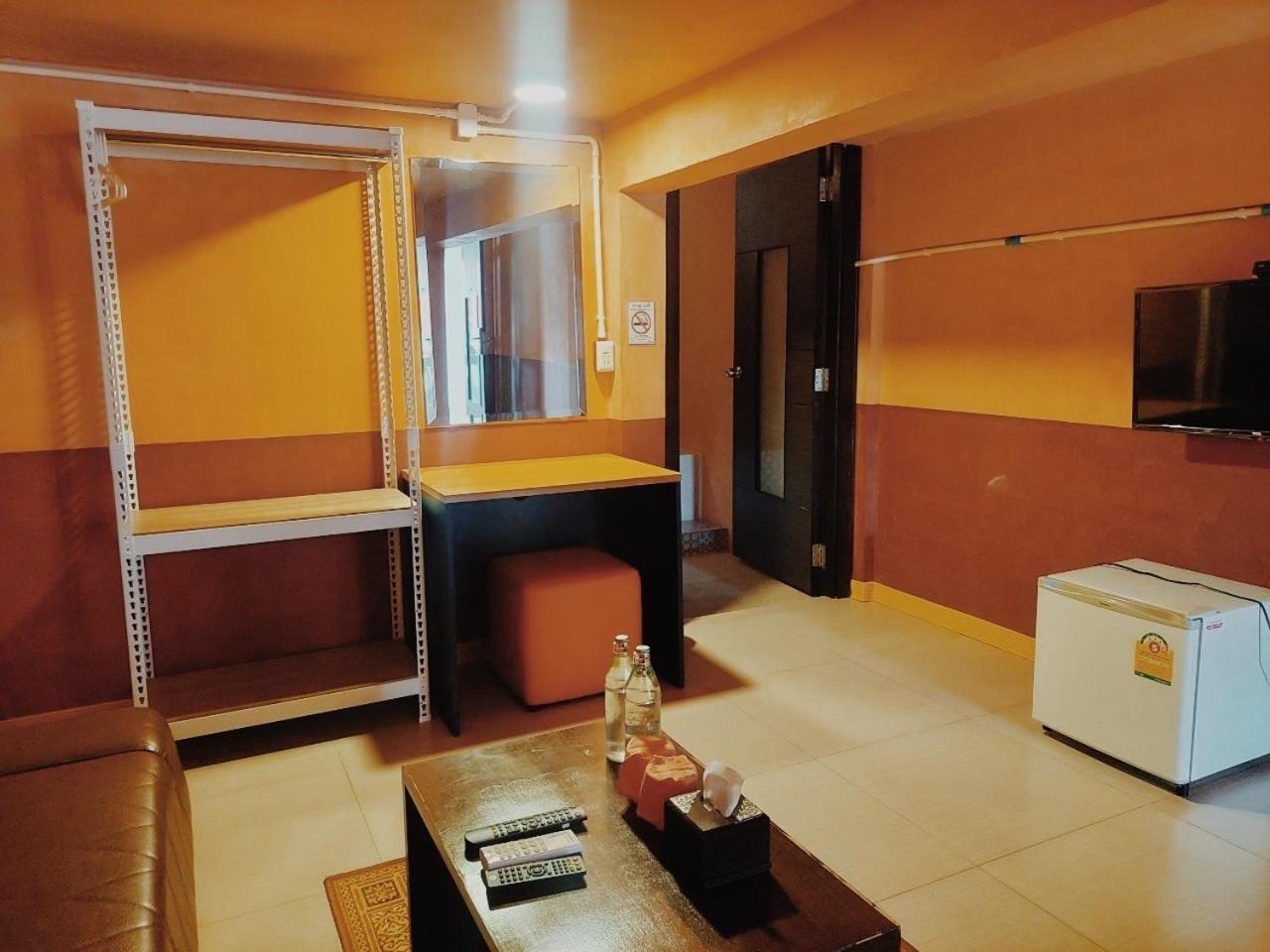 Retro Box Hotel Chumphon Zewnętrze zdjęcie