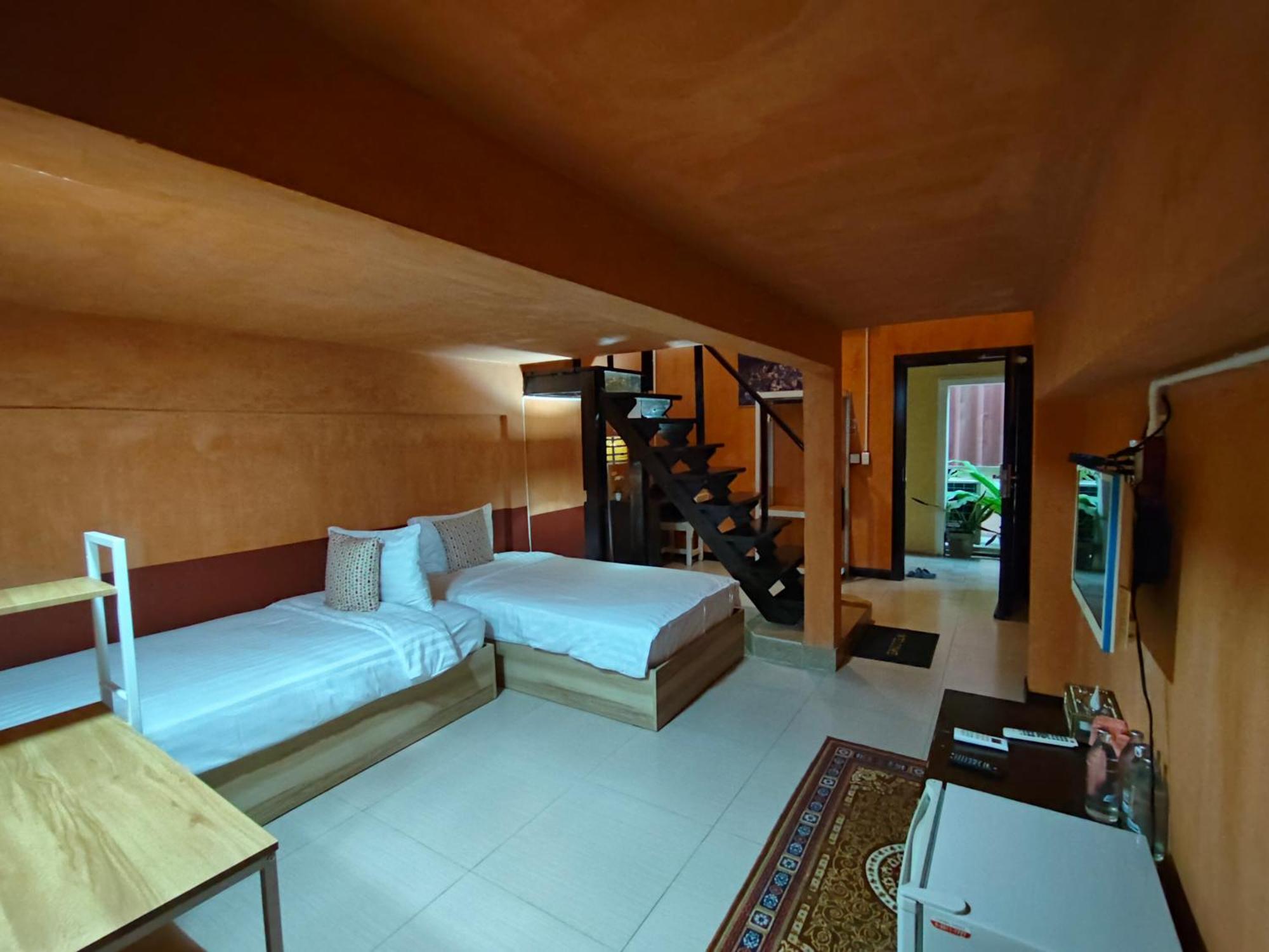 Retro Box Hotel Chumphon Zewnętrze zdjęcie