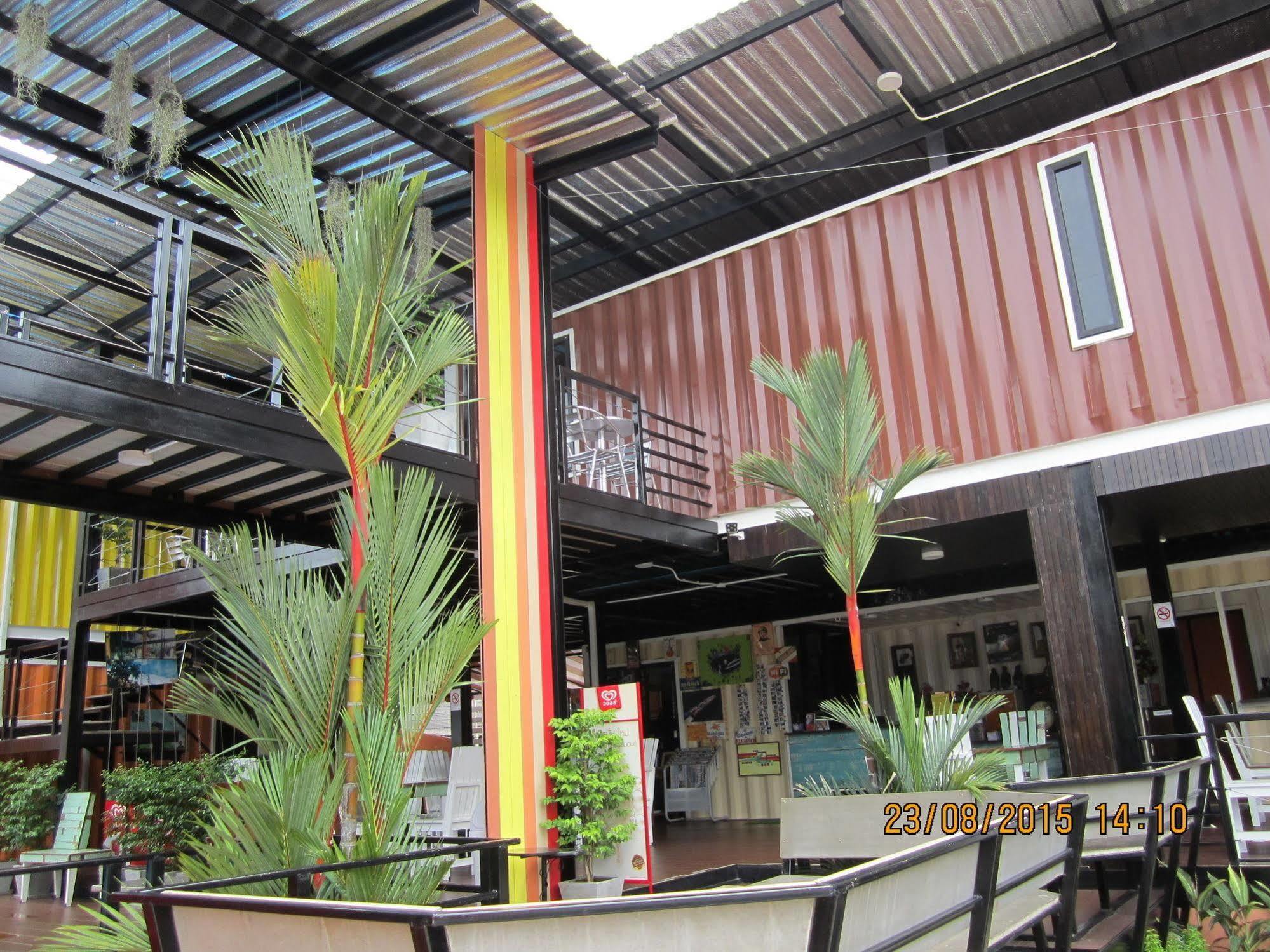 Retro Box Hotel Chumphon Zewnętrze zdjęcie